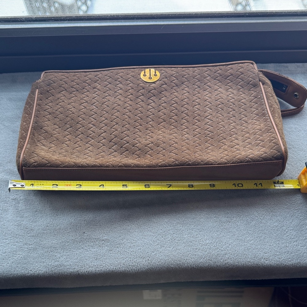 Vintage Ladies Meyer tan leather/suede Clutch.